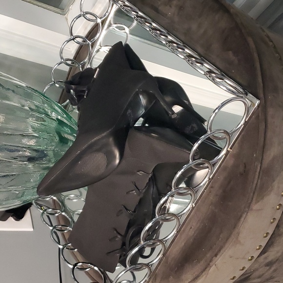 NWOT KENDALL AND KYLIE BOOTS - Picture 6 of 8